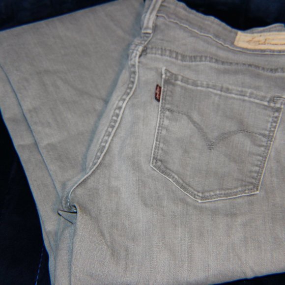 Grey Levi's Size 6 - Picture 5 of 6